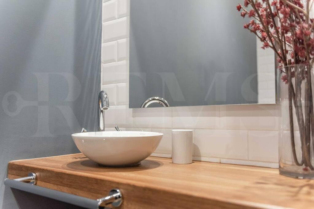 Contemporary Loft In The Historic City Center By Rems Málaga Dış mekan fotoğraf